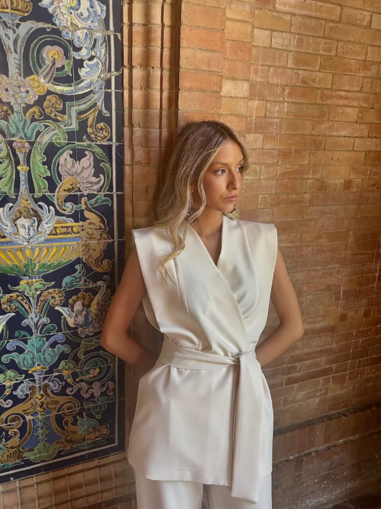 Traje Milos crudo